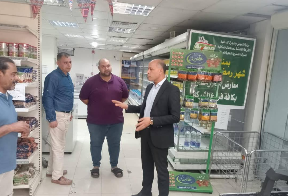 جولة تفقدية على مخازن الجمله بقنا، فيتو