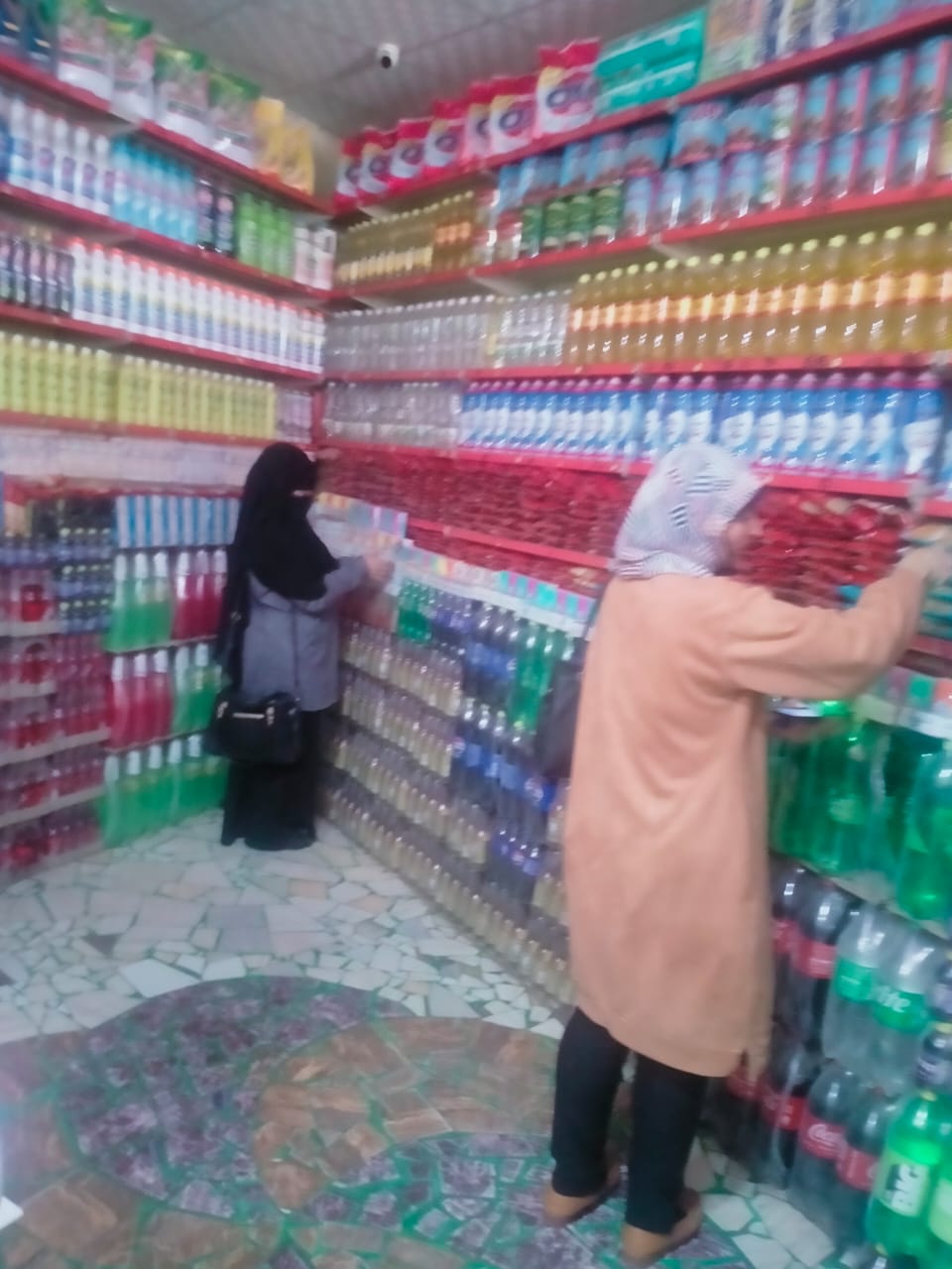 جانب من الحملات التموينية،فيتو