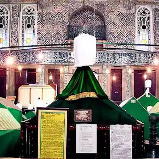 ضريح أبي أيوب بتركيا، فيتو