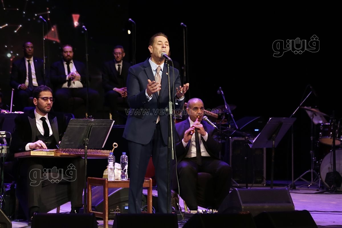 مدحت صالح يختتم سهرات دار الأوبرا الرمضانية (14)
