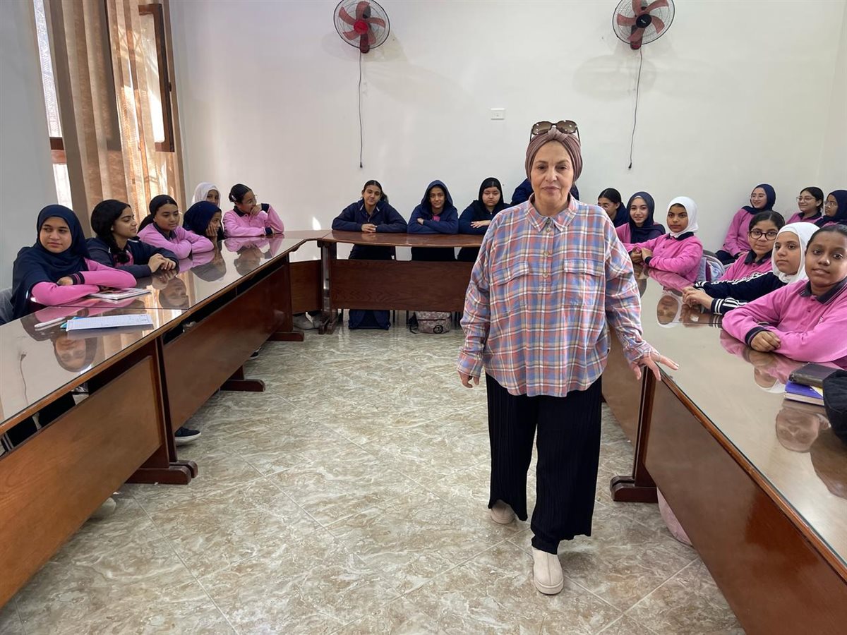 جانب من فعاليات الندوة،فيتو