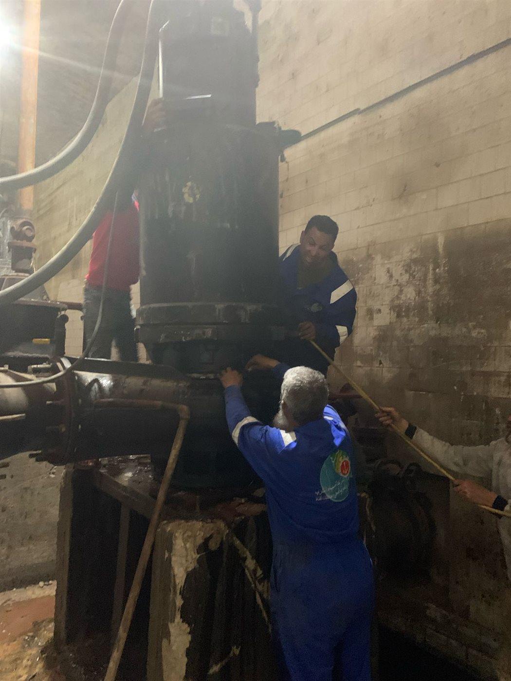 جانب من أعمال الصيانة،فيتو 