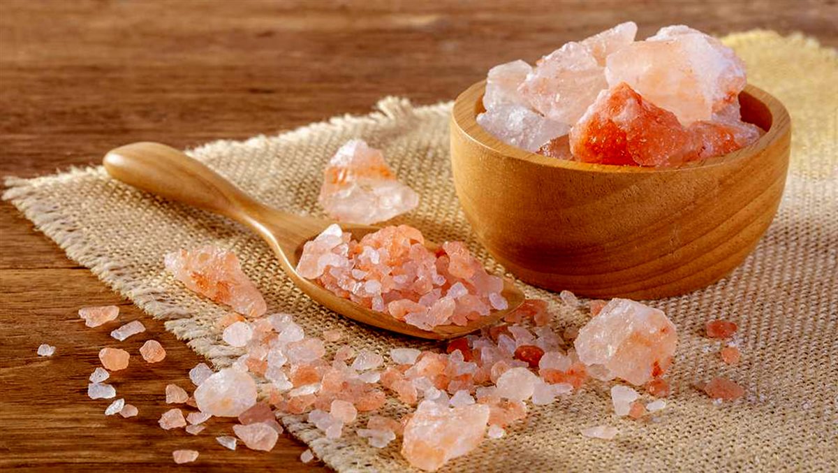 فوائد ملح الهيمالايا للبشرة