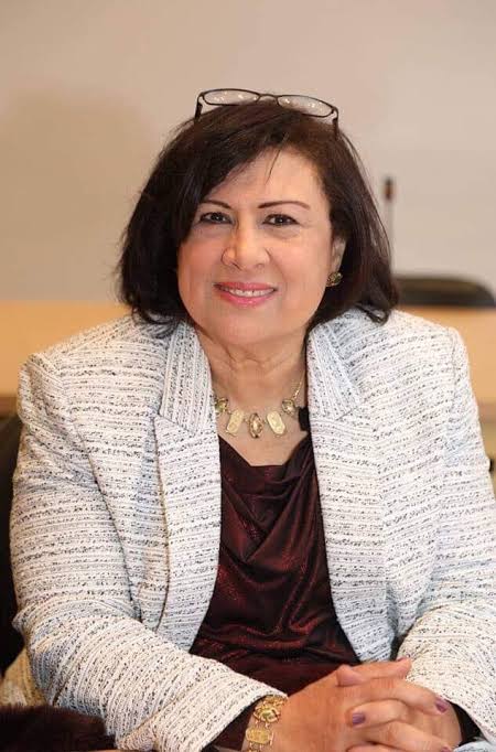 السفيرة مشيرة خطاب