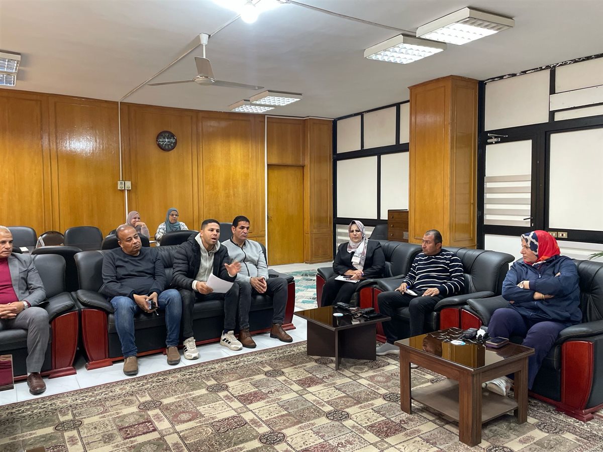 جانب من الاجتماع، فيتو