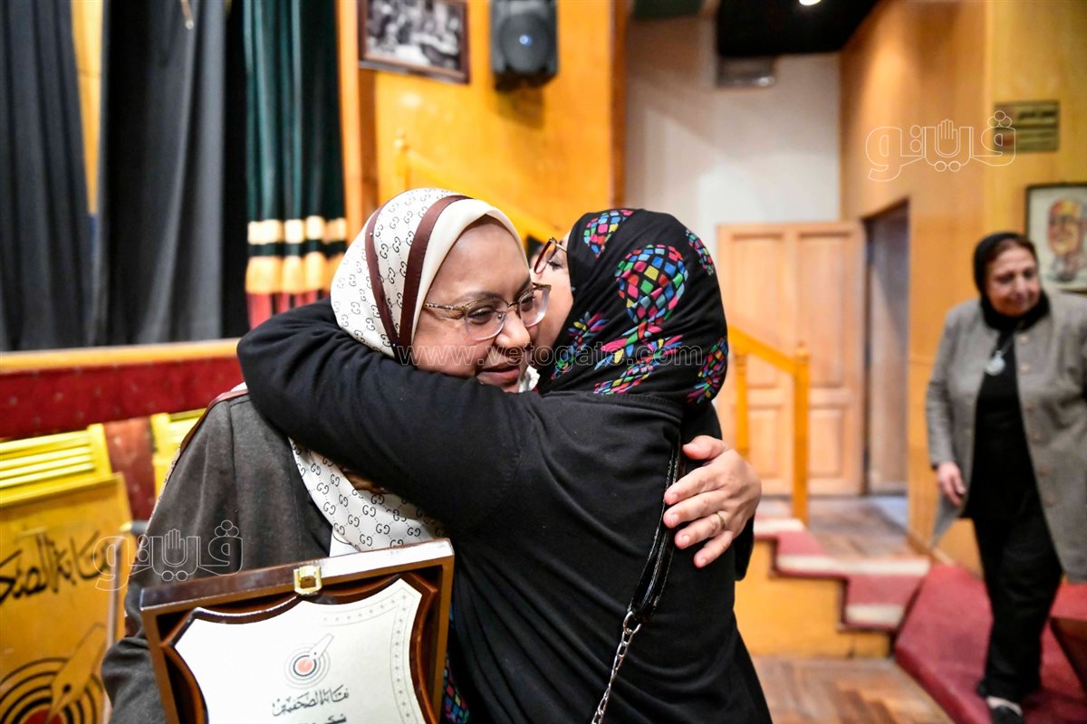 لجنة المرأة بالصحفيين تكرم الزميلة أماني عبده أمًا مثالية (12)