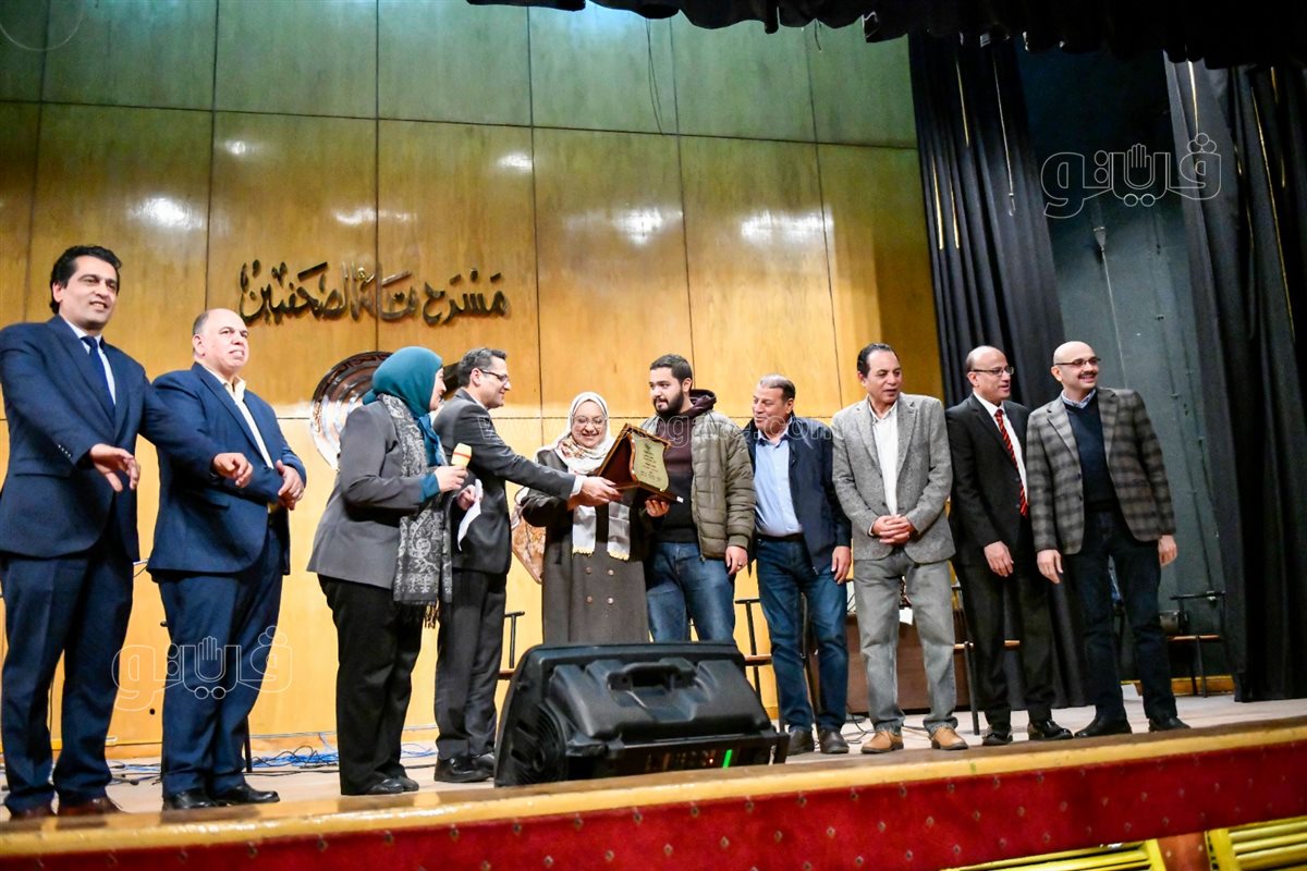 لجنة المرأة بالصحفيين تكرم الزميلة أماني عبده أمًا مثالية (13)