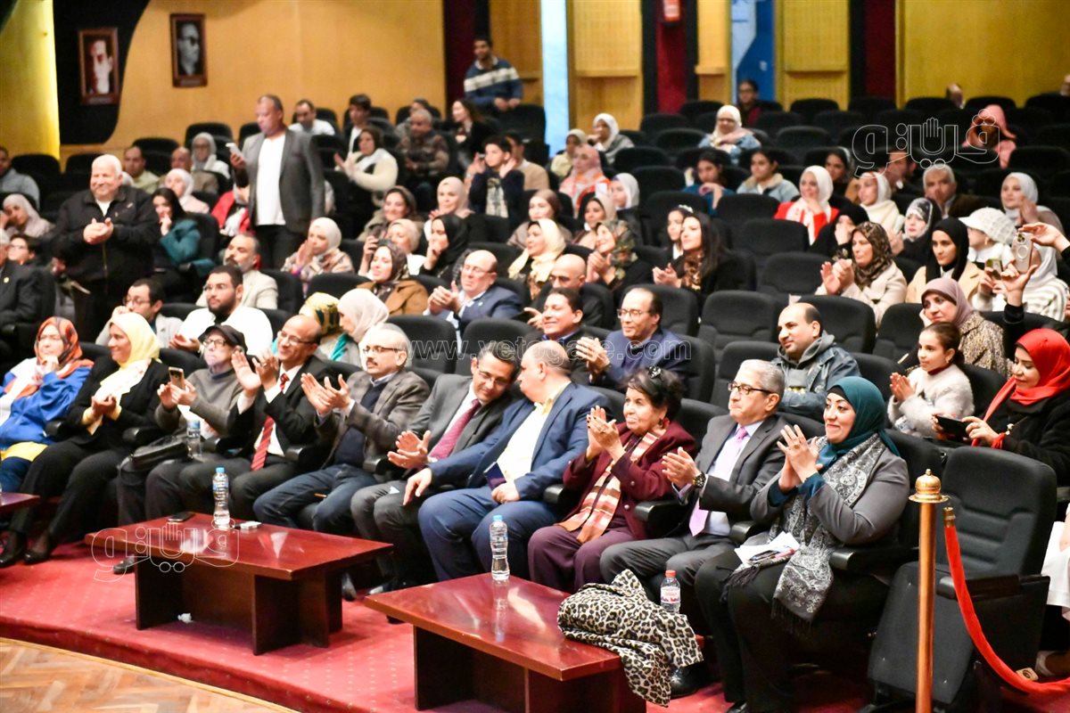  حفل لجنة المرأة بالنقابة لتكريم الصحفيات الأمهات المثالية (9)