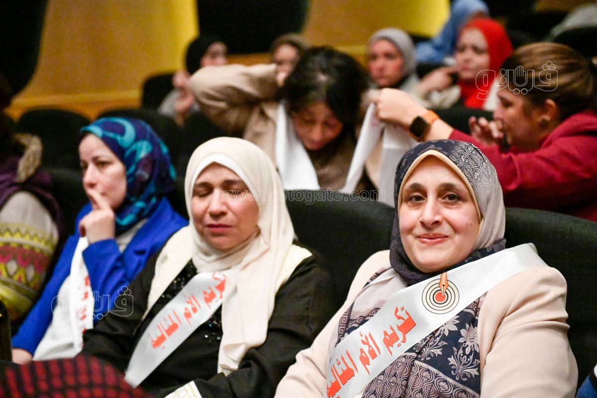  حفل لجنة المرأة بالنقابة لتكريم الصحفيات الأمهات المثالية (3)