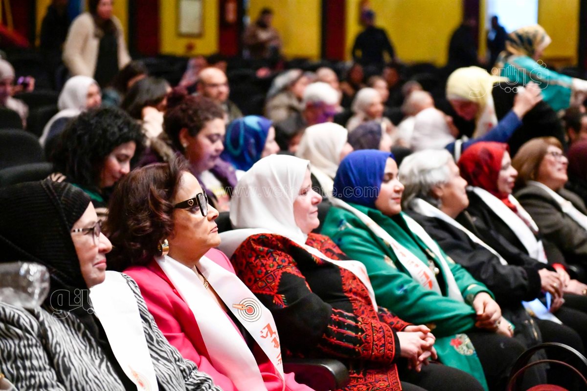  حفل لجنة المرأة بالنقابة لتكريم الصحفيات الأمهات المثالية (32)