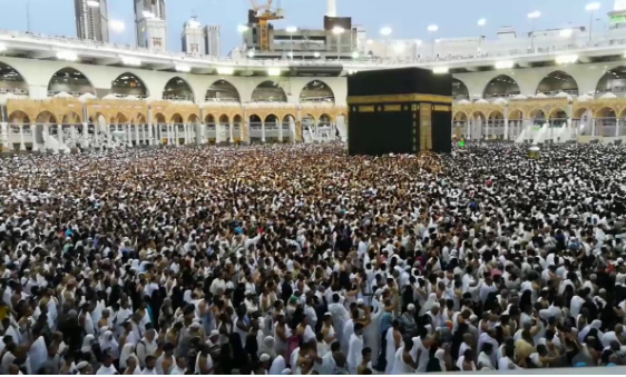 ازدحام شديد في الحرم المكي، فيتو