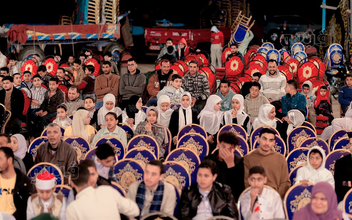 جانب من  احتفالية تكريم حفظة القرآن الكريم بالقرية العاشرة مدرسة، فيتو