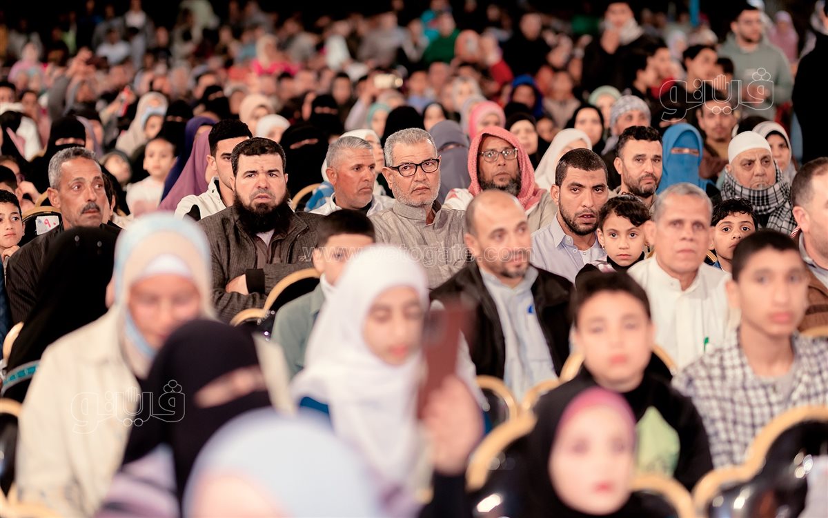 جانب من  احتفالية تكريم حفظة القرآن الكريم بالقرية العاشرة مدرسة، فيتو