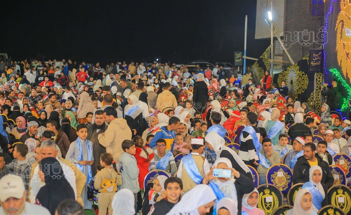 جانب من  احتفالية تكريم حفظة القرآن الكريم بالقرية العاشرة مدرسة، فيتو