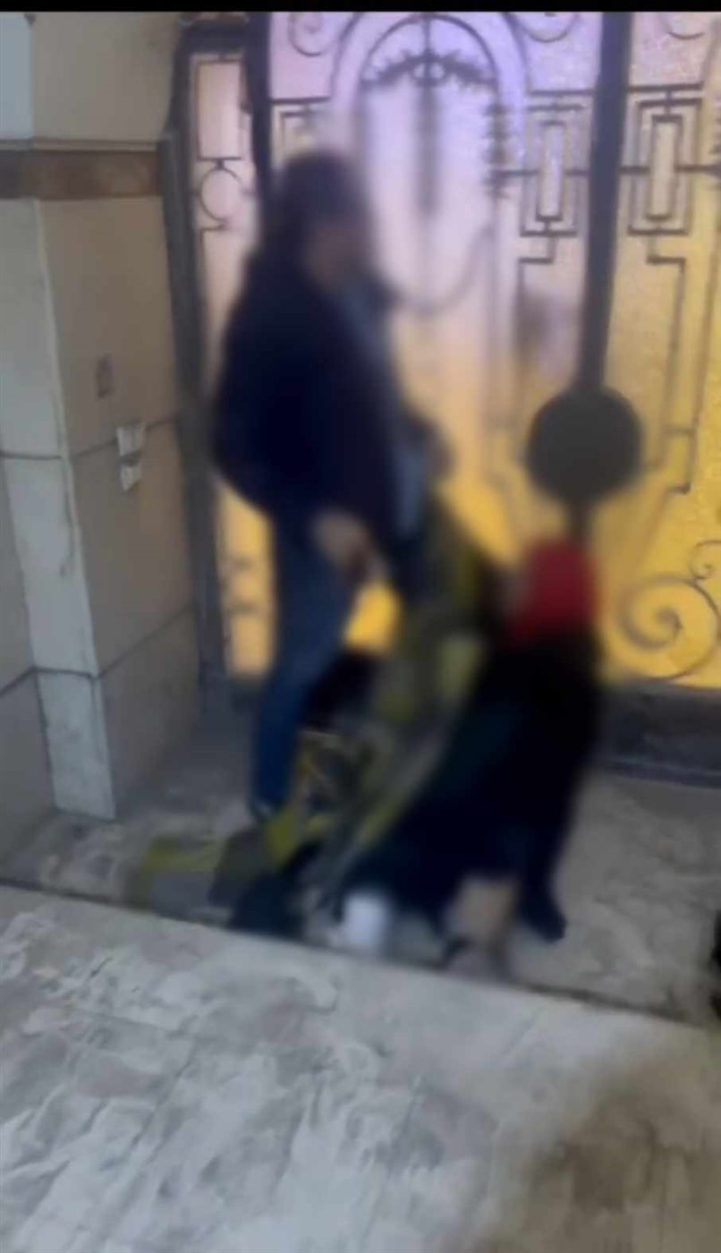   التعدي على سيدة مسنة داخل مدخل عقار بالزقازيق،فيتو1