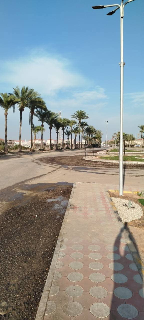 أعمال ترميم لعدد من القطوعات بالطرق الواقعة بنطاق مدينة دمياط