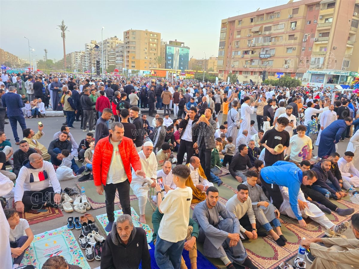 ساحة مسجد الصديق بمصر الجديدة (1)