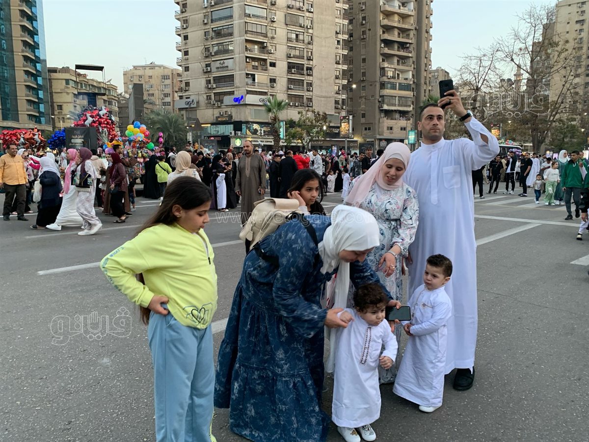 فرحة عيد الفطر في مساجد مصر (17)