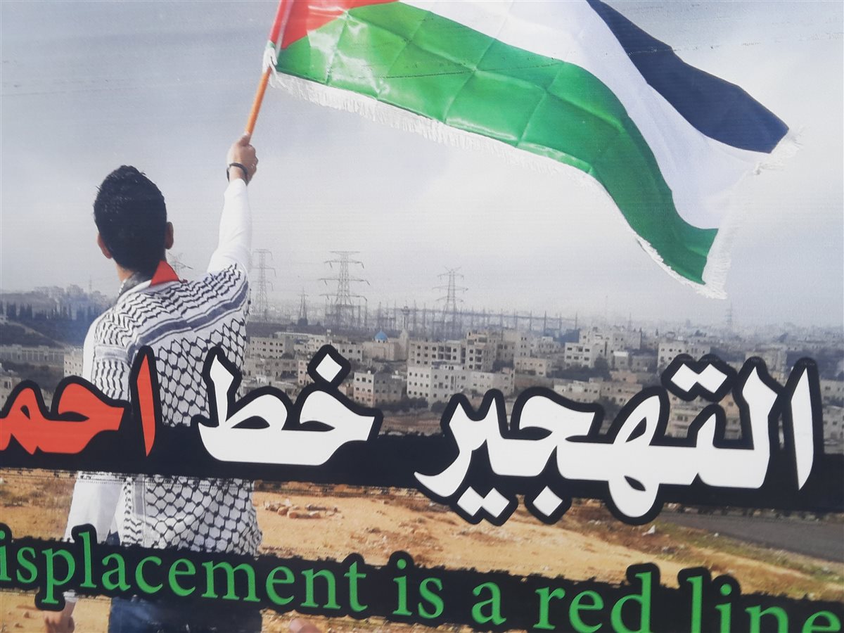 جانب من التظاهرات، فيتو