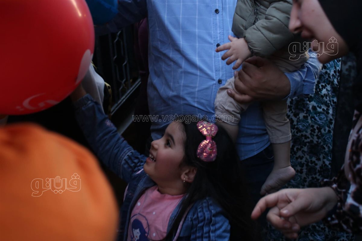 بهجة العيد تغمر ساحات المساجد (2)