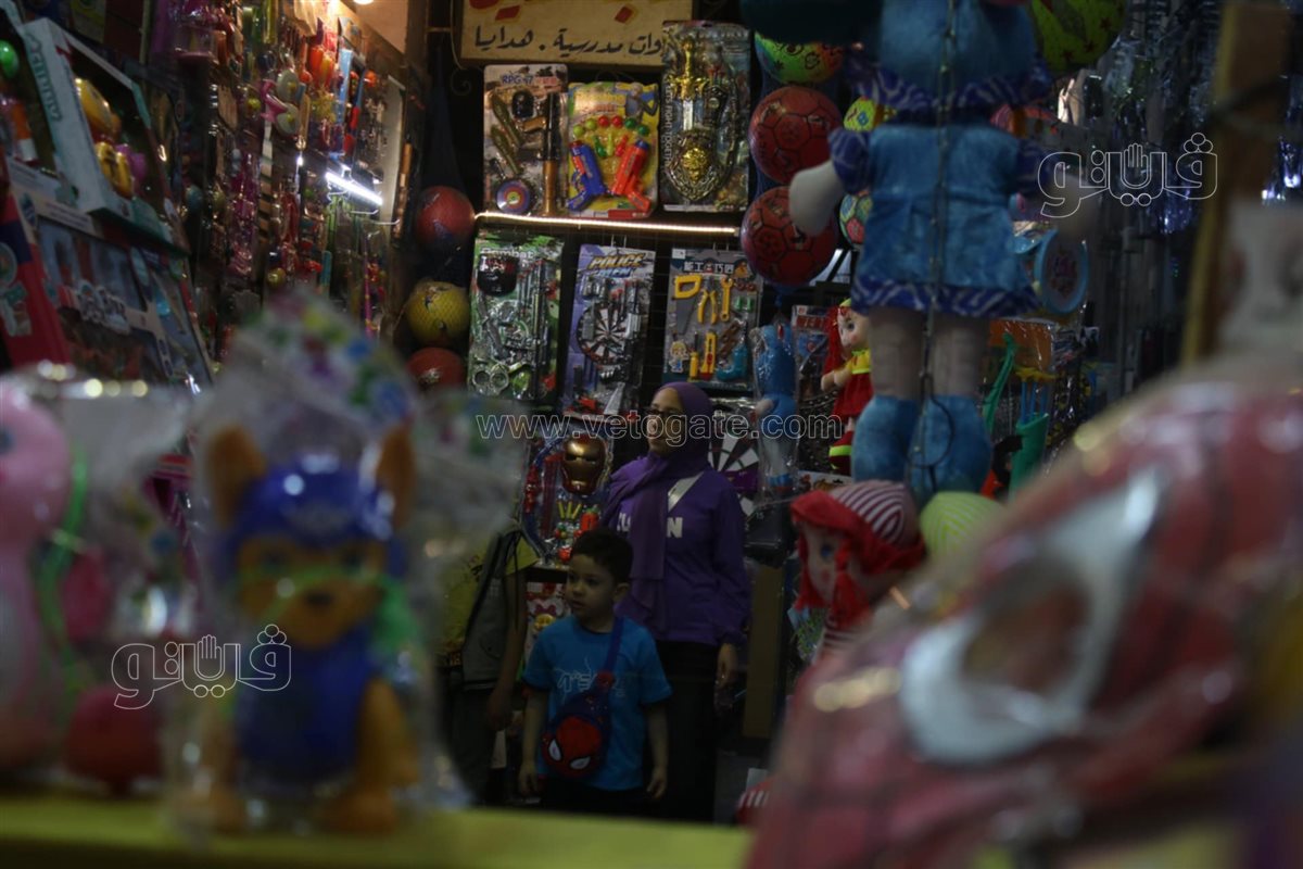 بهجة العيد تغمر ساحات المساجد (7)