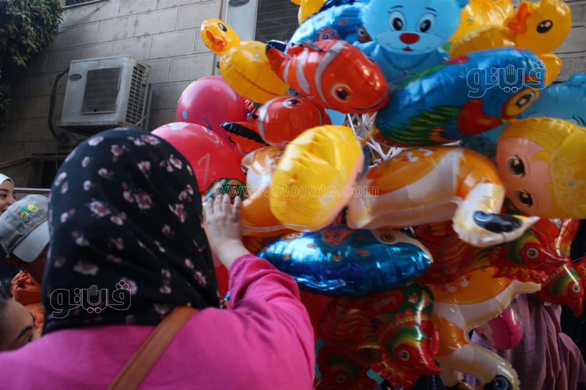 بهجة العيد تغمر ساحات المساجد (12)