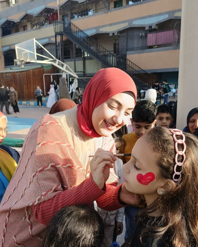 الرسم علي الوجه ابتهاجا بعيد الفطر بالقليوبية،فيتو