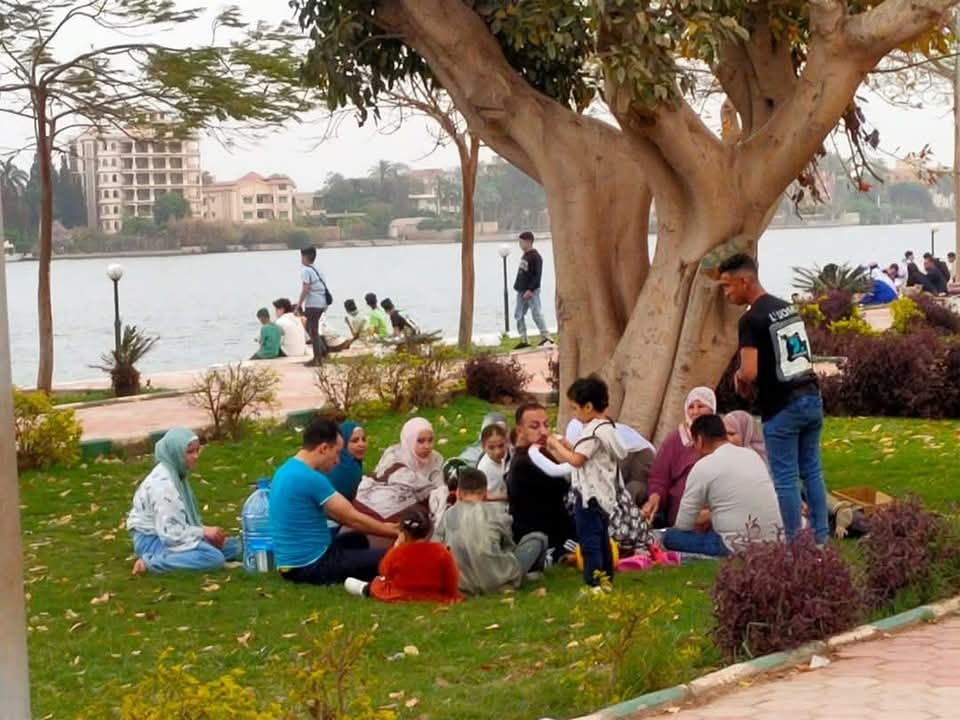 حداىق القناطر في ثان ايام عيد الفطر،فيتو