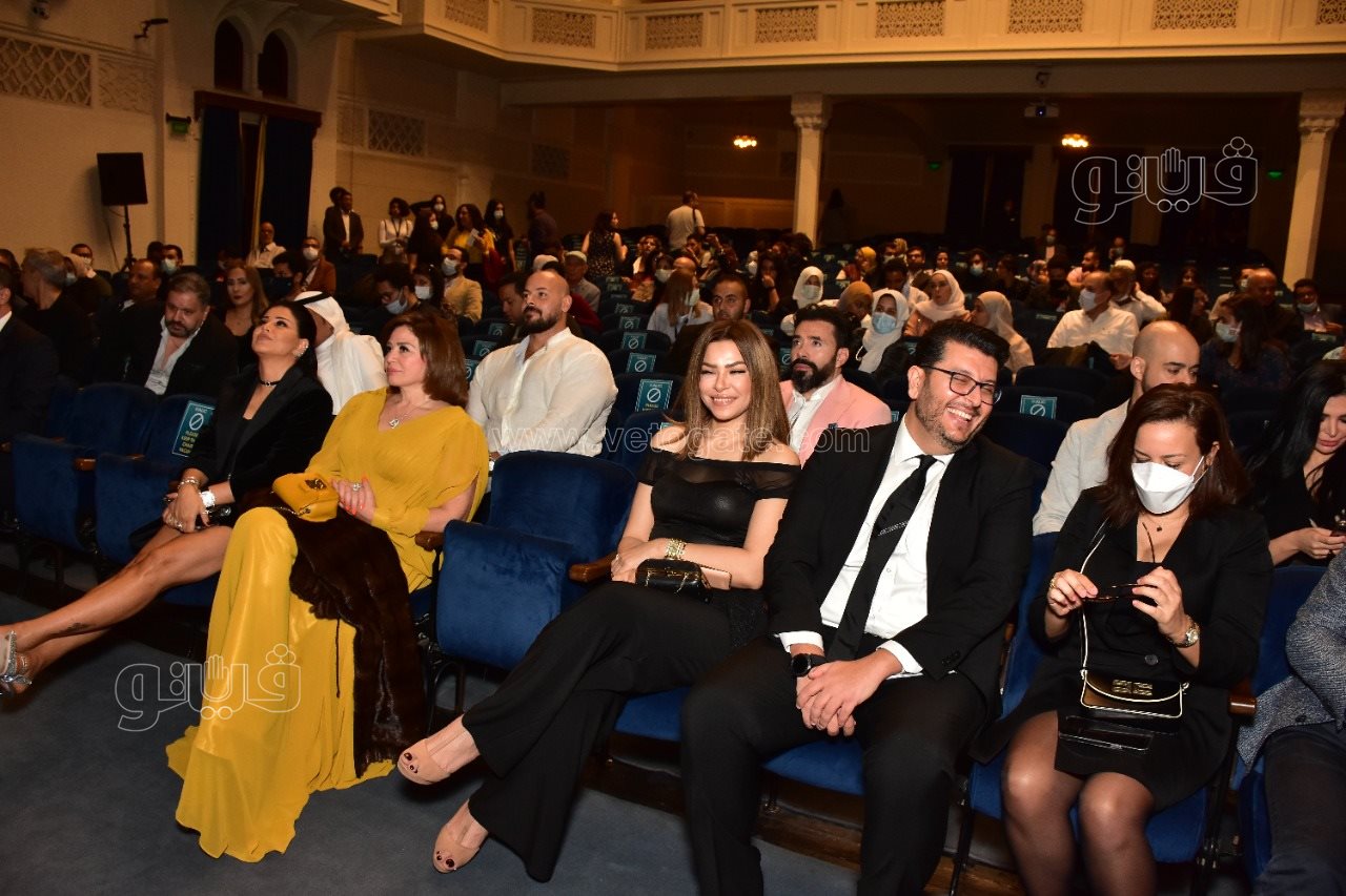 نجوم الفن في مهرجان القاهرة (53)