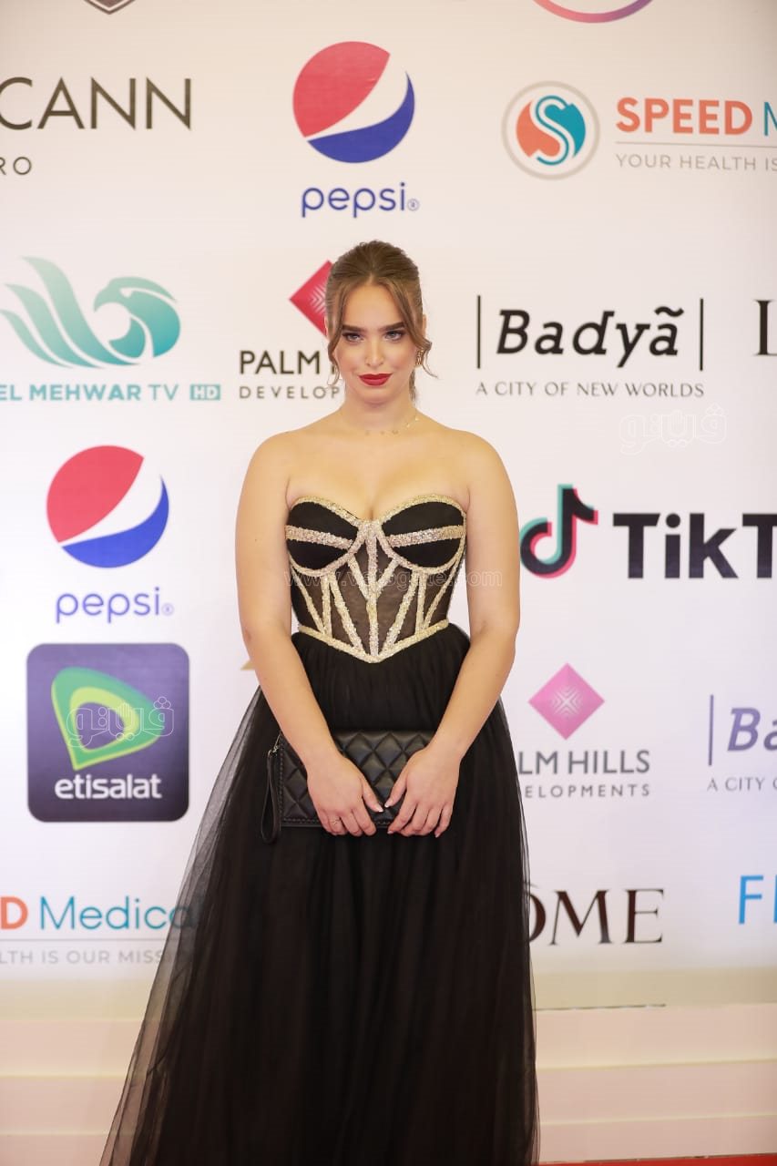 نجوم الفن في مهرجان القاهرة (25)