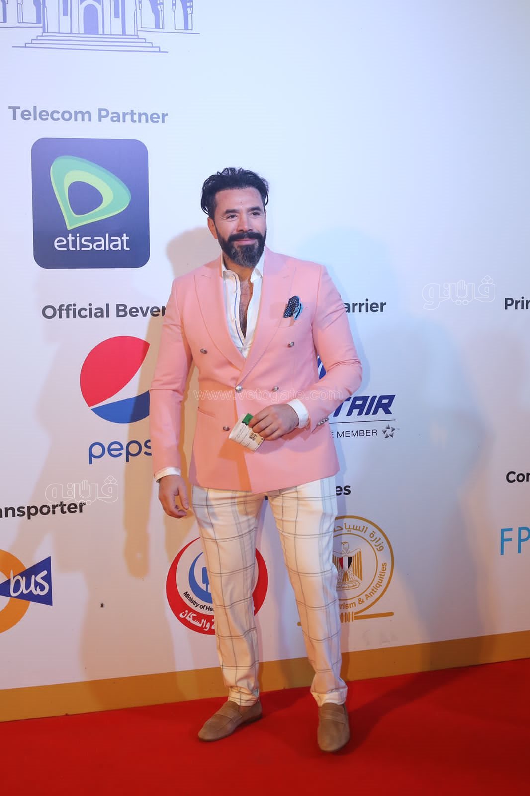 نجوم على ريد كاربت فيلم سلام عبر الشيكولاتة (9)