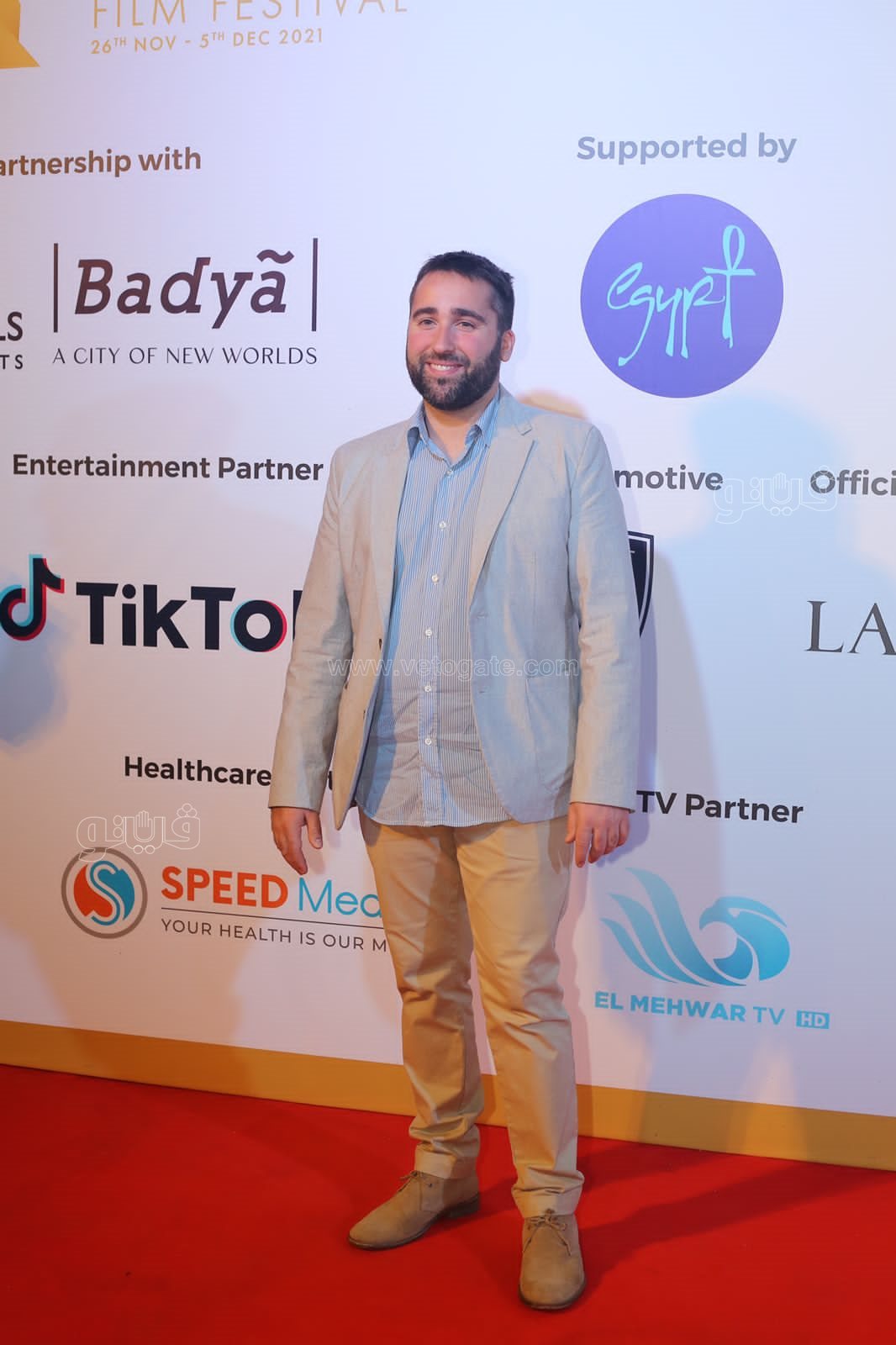 نجوم على ريد كاربت فيلم سلام عبر الشيكولاتة (10)