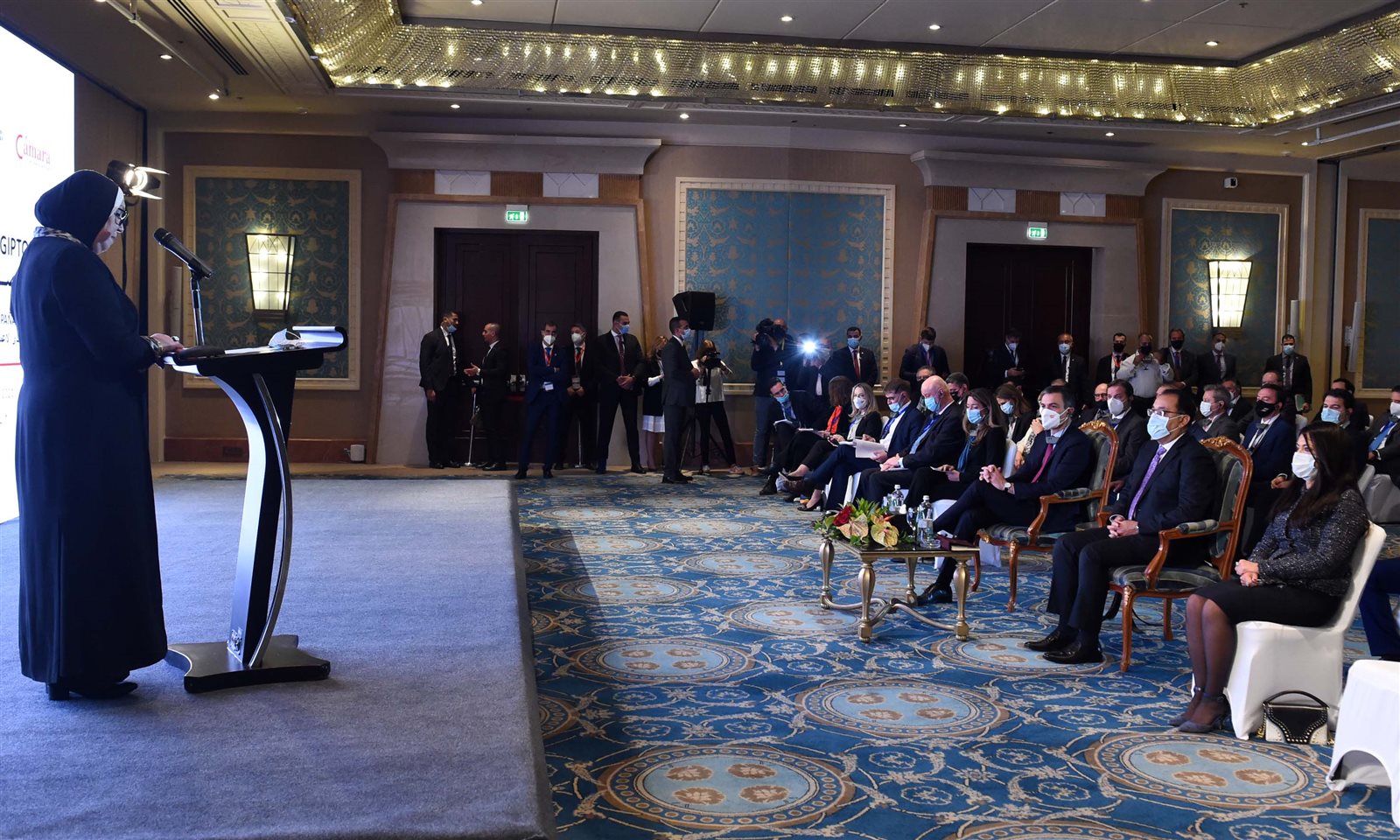 مدبولي يدعو ممثلي القطاع الخاص الإسباني للتعرف على الفرص الاستثمارية بقناة السويس  (11)