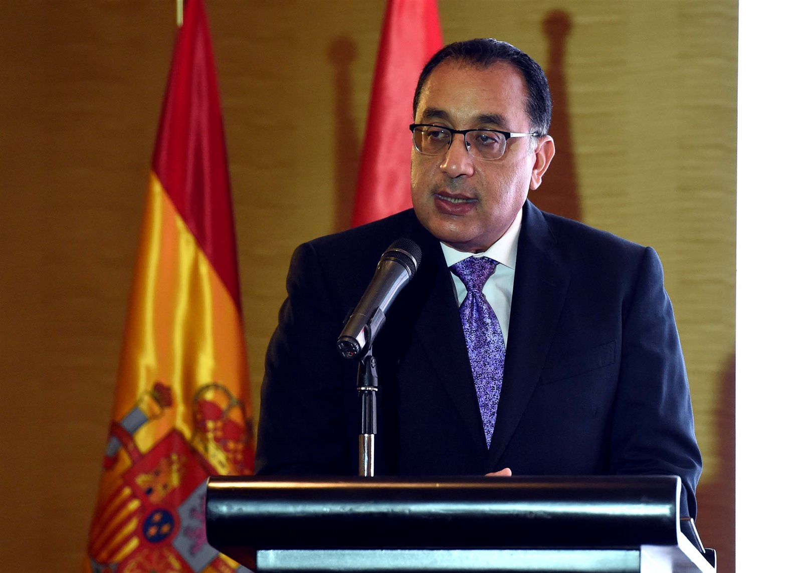 مدبولي يدعو ممثلي القطاع الخاص الإسباني للتعرف على الفرص الاستثمارية بقناة السويس  (24)