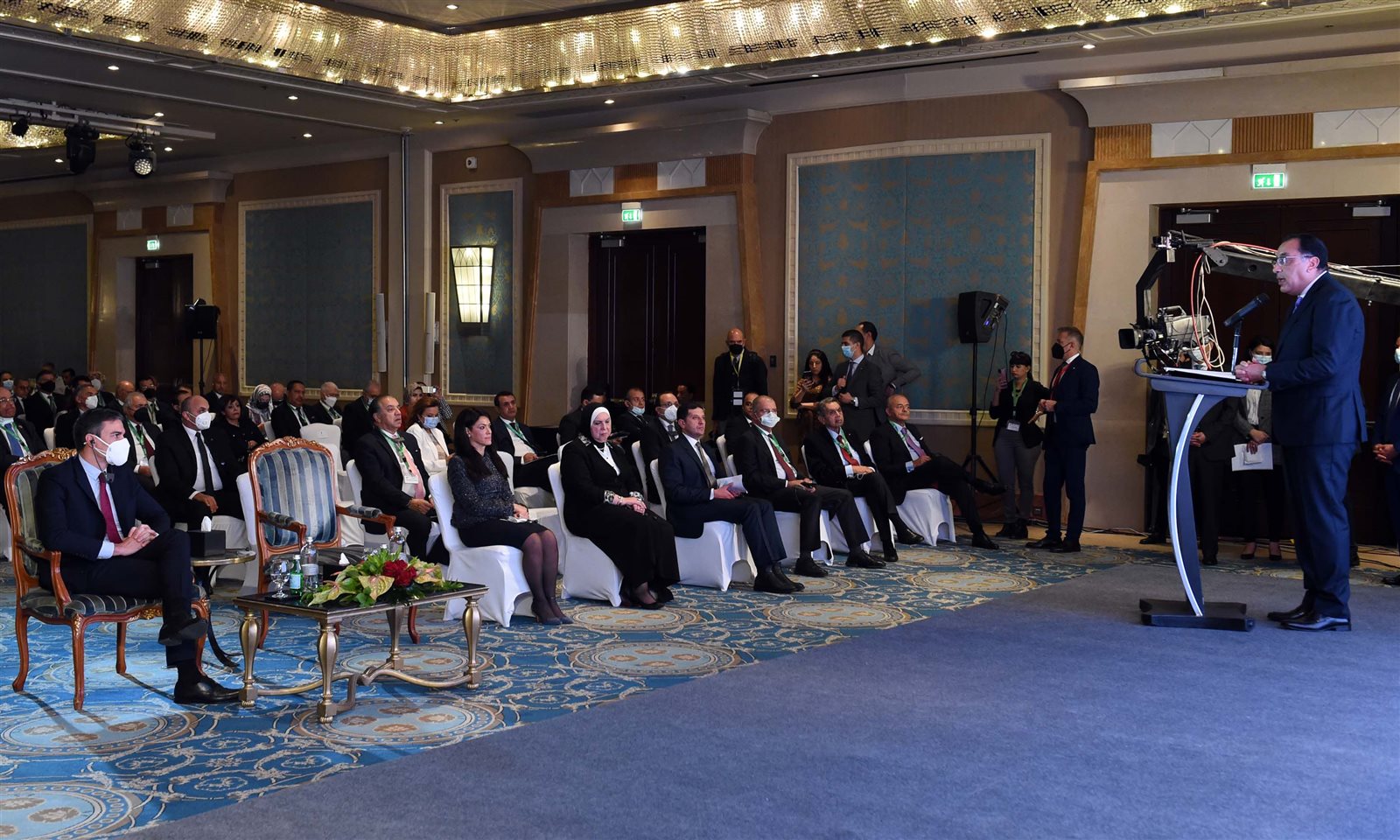 مدبولي يدعو ممثلي القطاع الخاص الإسباني للتعرف على الفرص الاستثمارية بقناة السويس  (19)