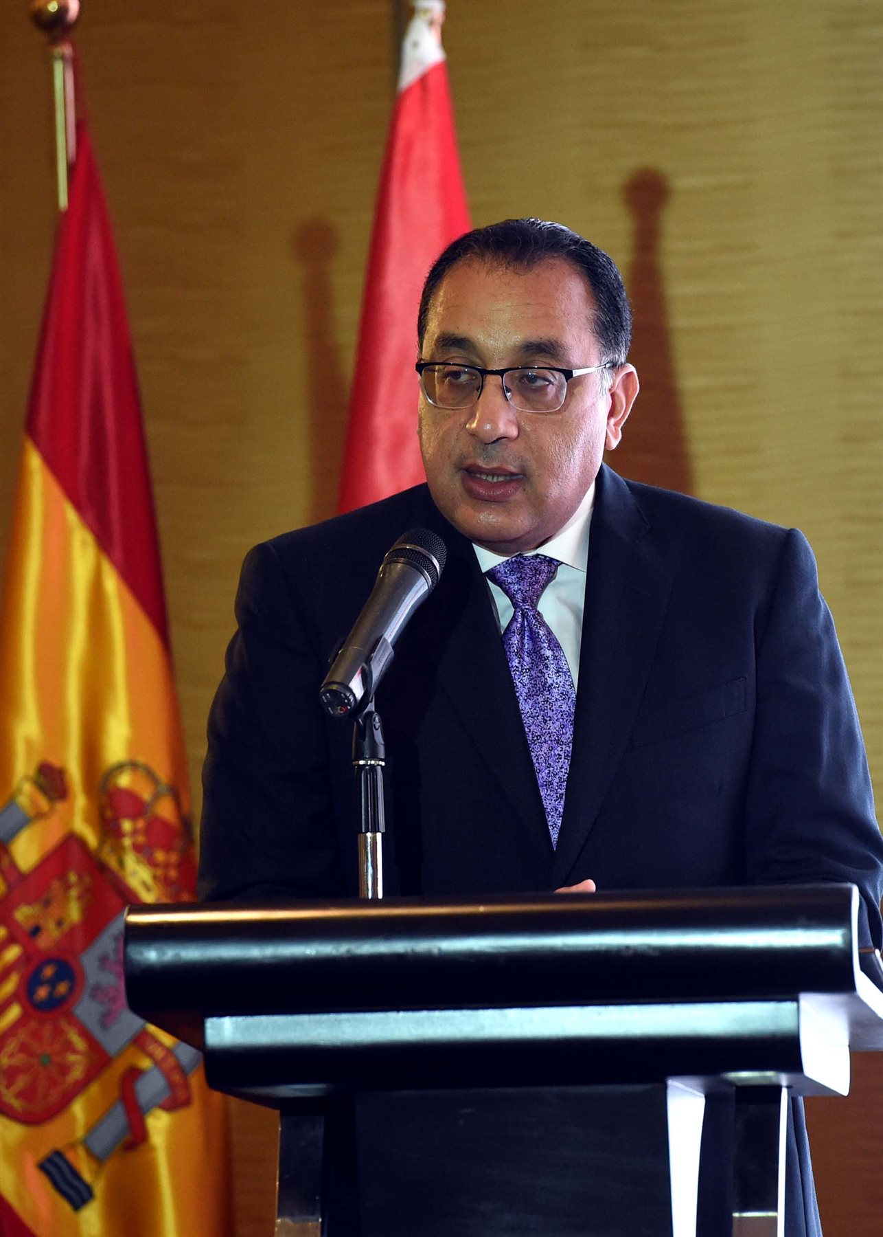 مدبولي يدعو ممثلي القطاع الخاص الإسباني للتعرف على الفرص الاستثمارية بقناة السويس  (22)