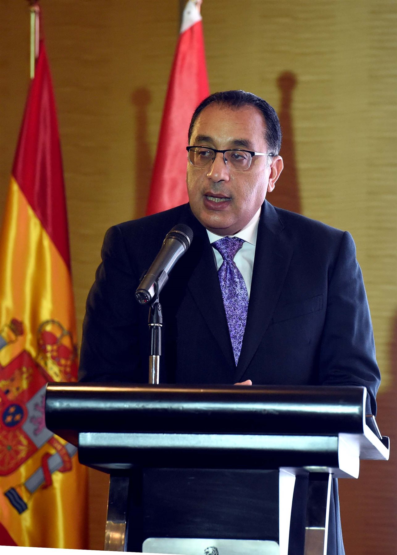 مدبولي يدعو ممثلي القطاع الخاص الإسباني للتعرف على الفرص الاستثمارية بقناة السويس  (23)