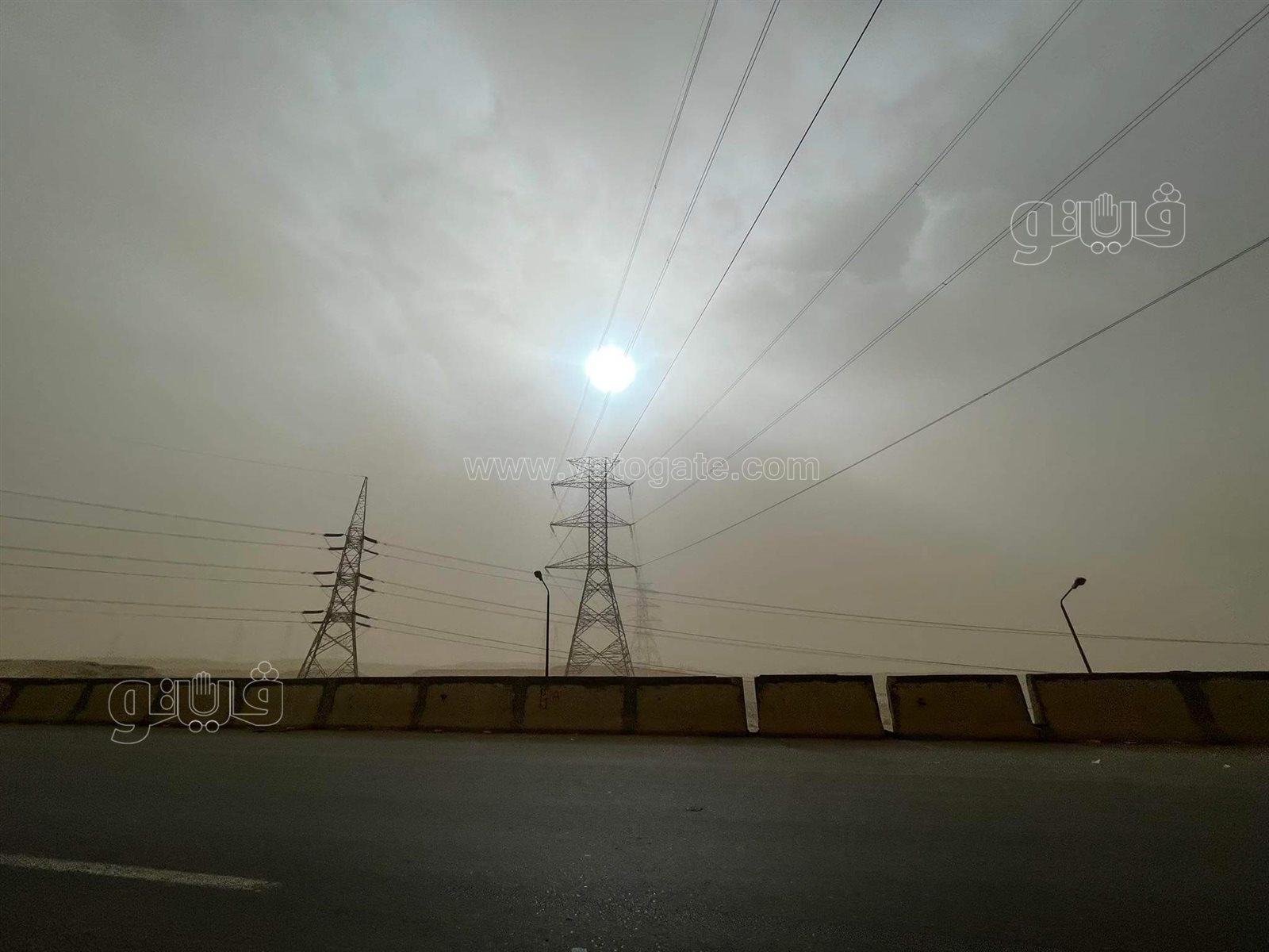 عاصفة ترابية تضرب القاهرة والجيزة (11)