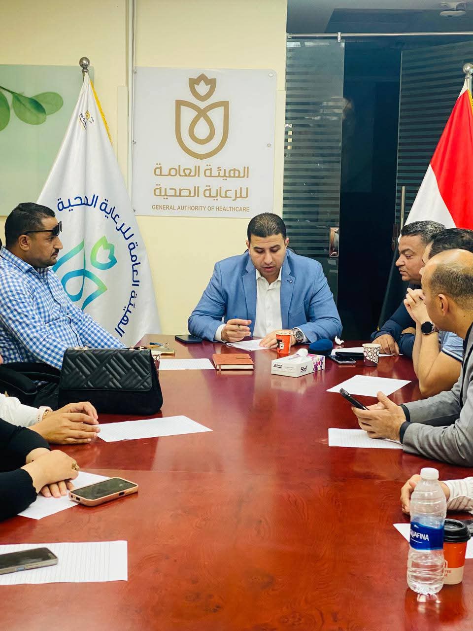 جانب من الاجتماع، فيتو