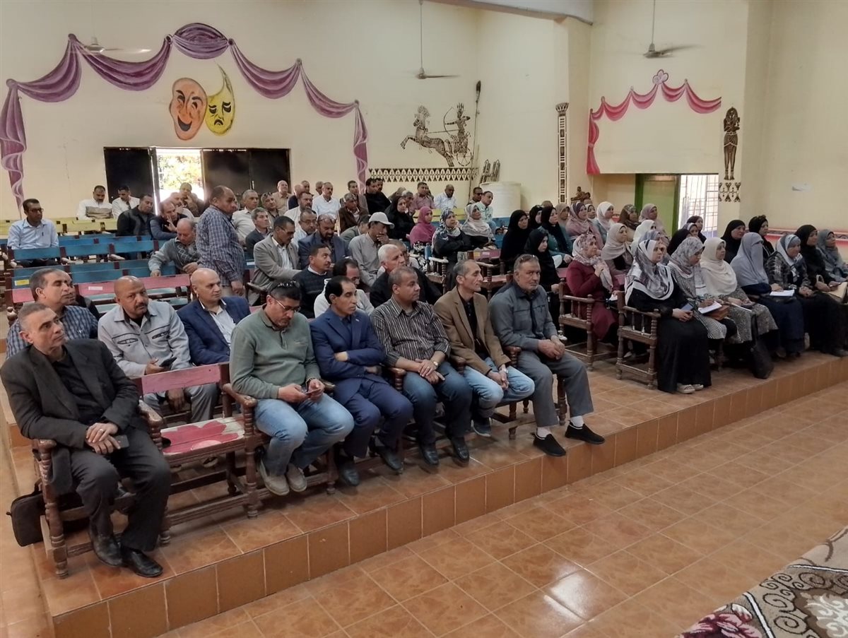 اجتماعات الادارات التعليمية لرفع درجة الاستعداد بعد عيد الفطر - فيتو