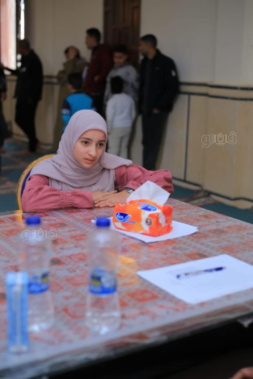 أثناء الاختبارات الخاصة بالمسابقة، فيتو