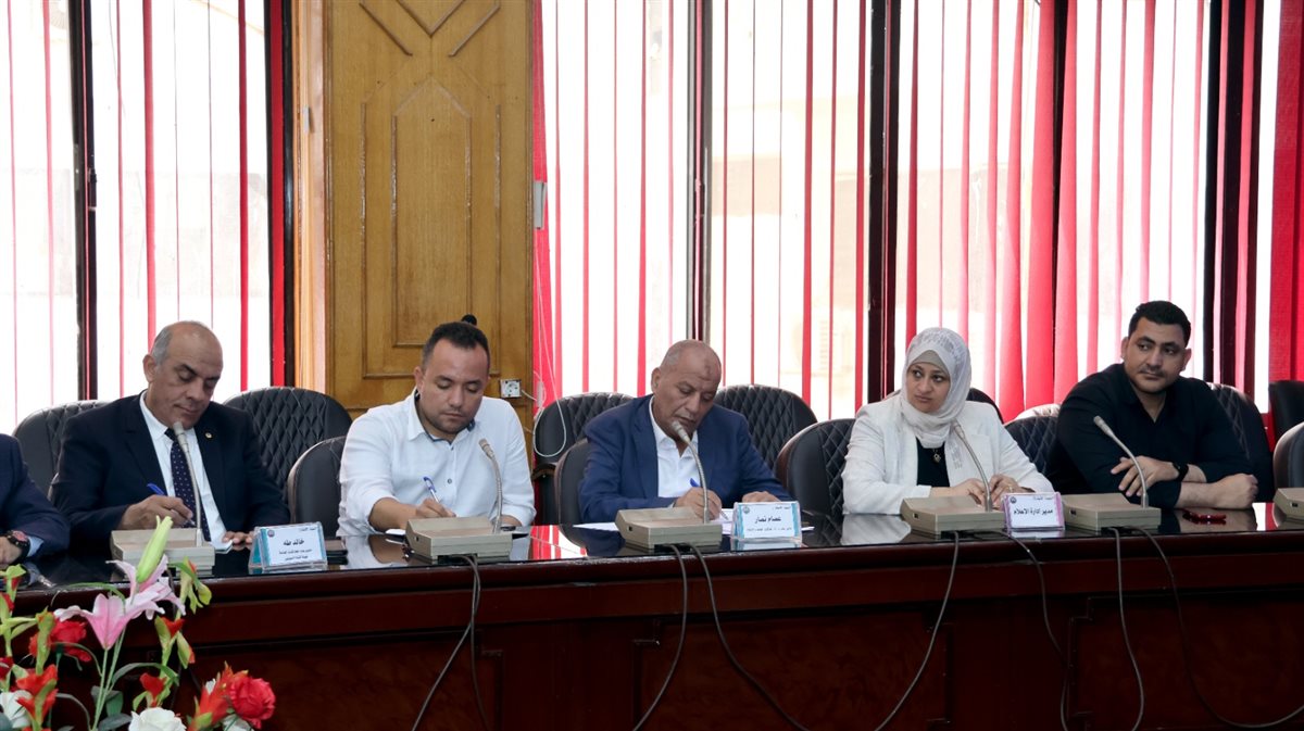 جانب من الاجتماع، فيتو