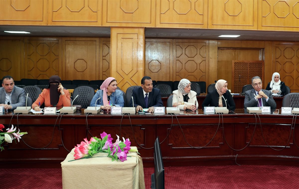 جانب من الاجتماع، فيتو