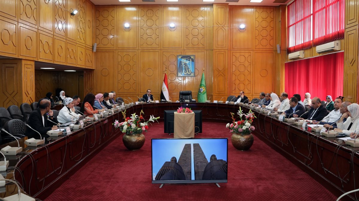 جانب من الاجتماع، فيتو