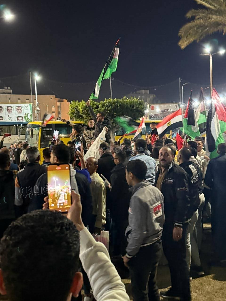  الآلاف من أهالي بورسعيد يتحشدون استعدادا للانطلاق لمعبر رفح، فيتو 