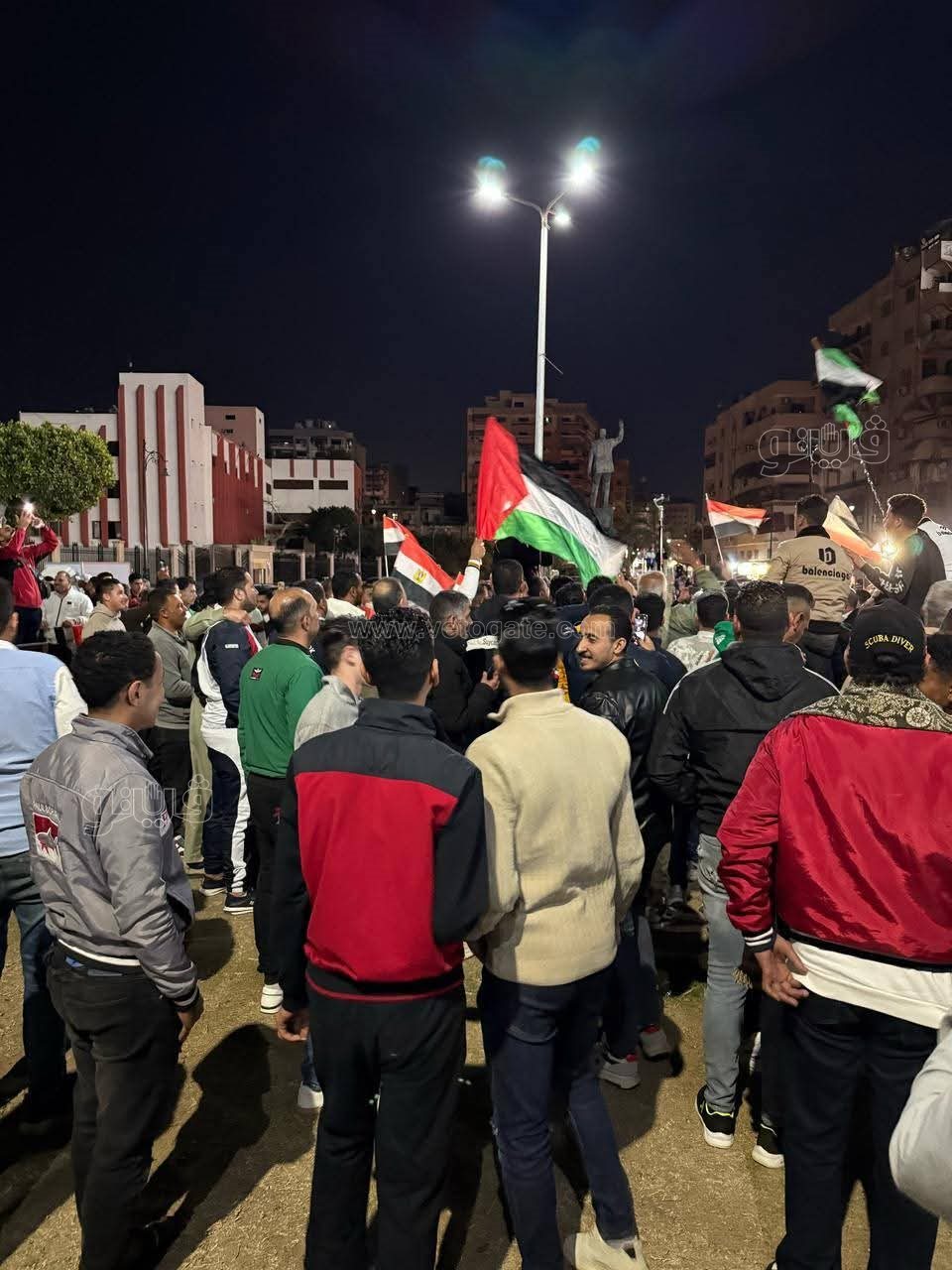  الآلاف من أهالي بورسعيد يتحشدون استعدادا للانطلاق لمعبر رفح، فيتو 