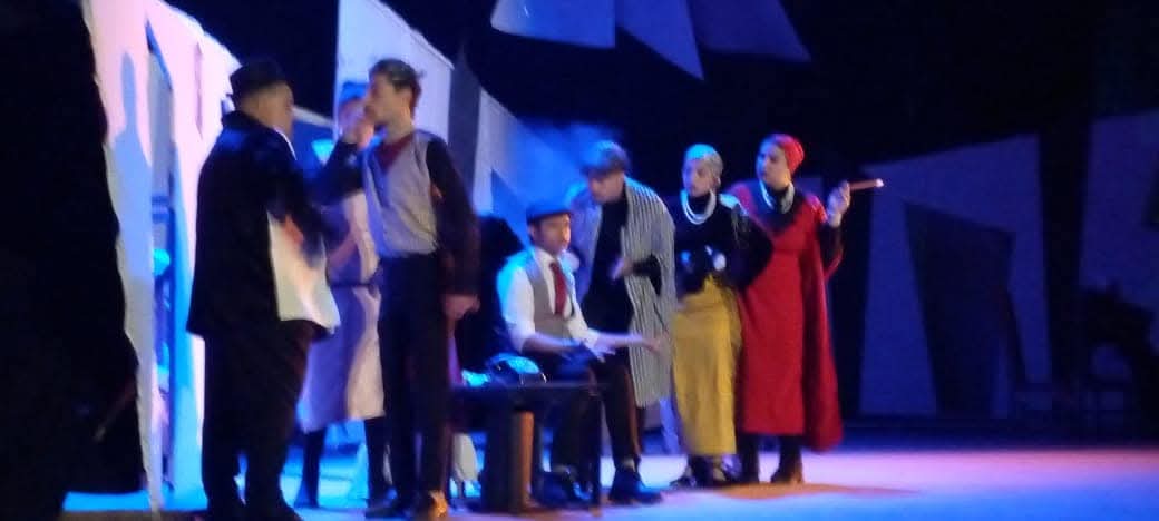 جانب من العرض، فيتو