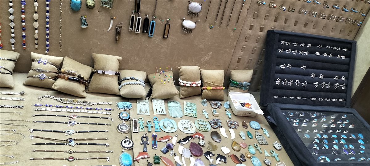 اكسسوارات فضة 