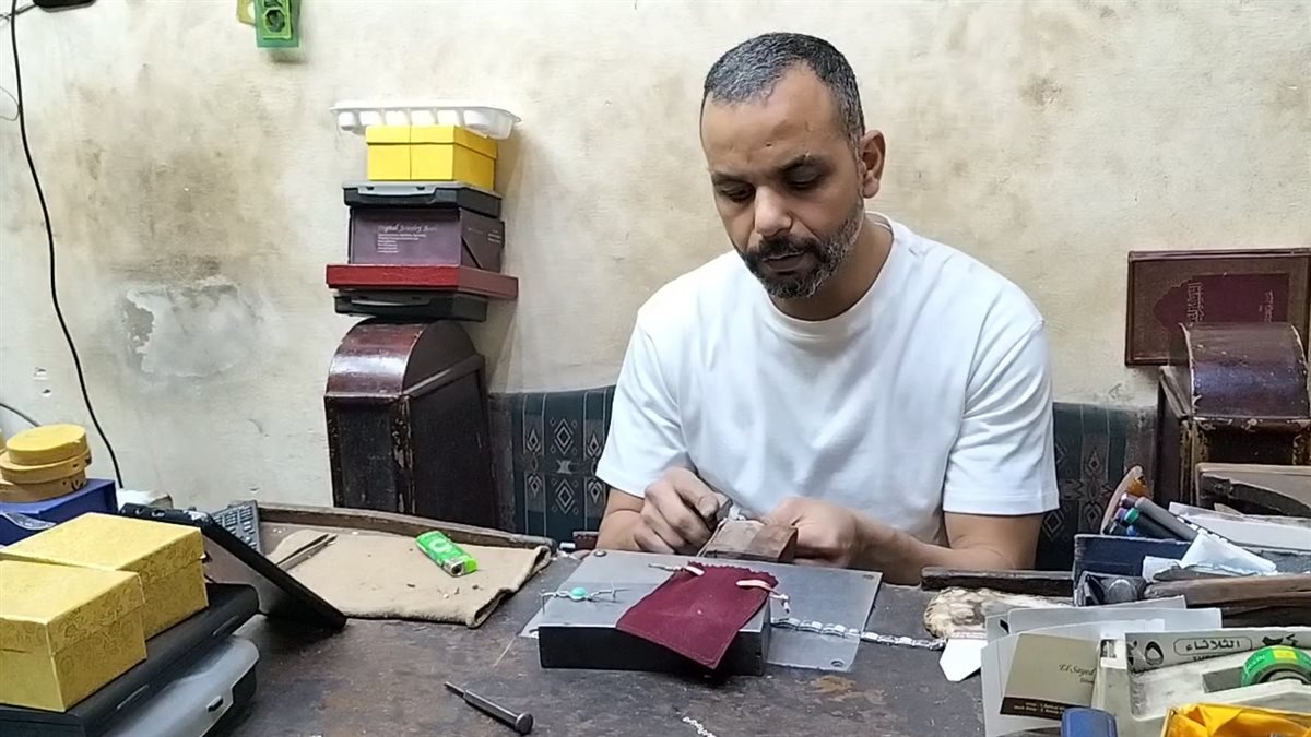 تصنيع الاكسسوارات الفضة 