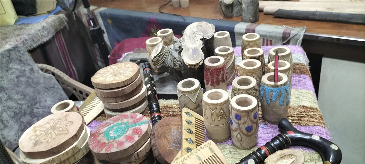 تصنيع السبح والكوسترات 